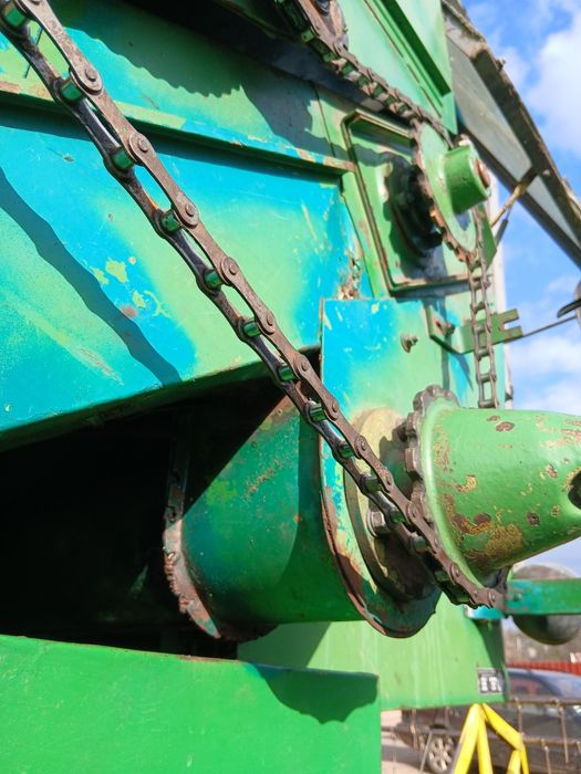 Комбайн джон-дір