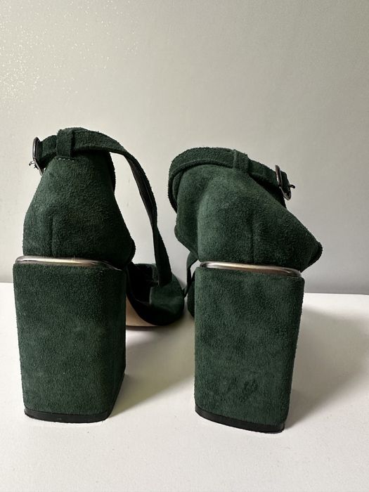 Туфлі зеленого кольору