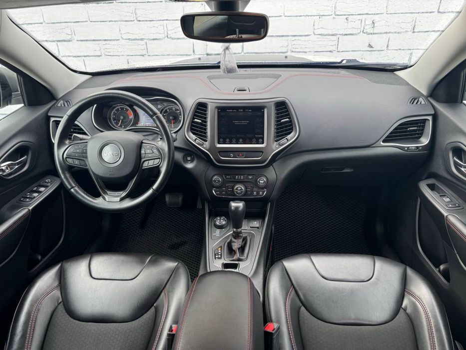 Jeep Cherokee 3.2 Car Invest Ukraine Лізинг