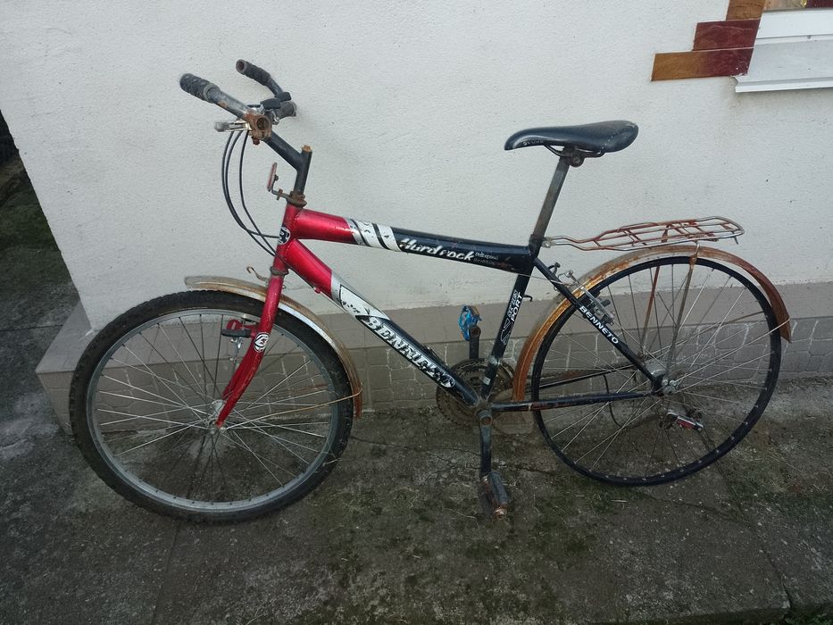 Велосипед спортивний.