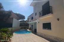 Moradia Isolada com piscina e bastante soalheira