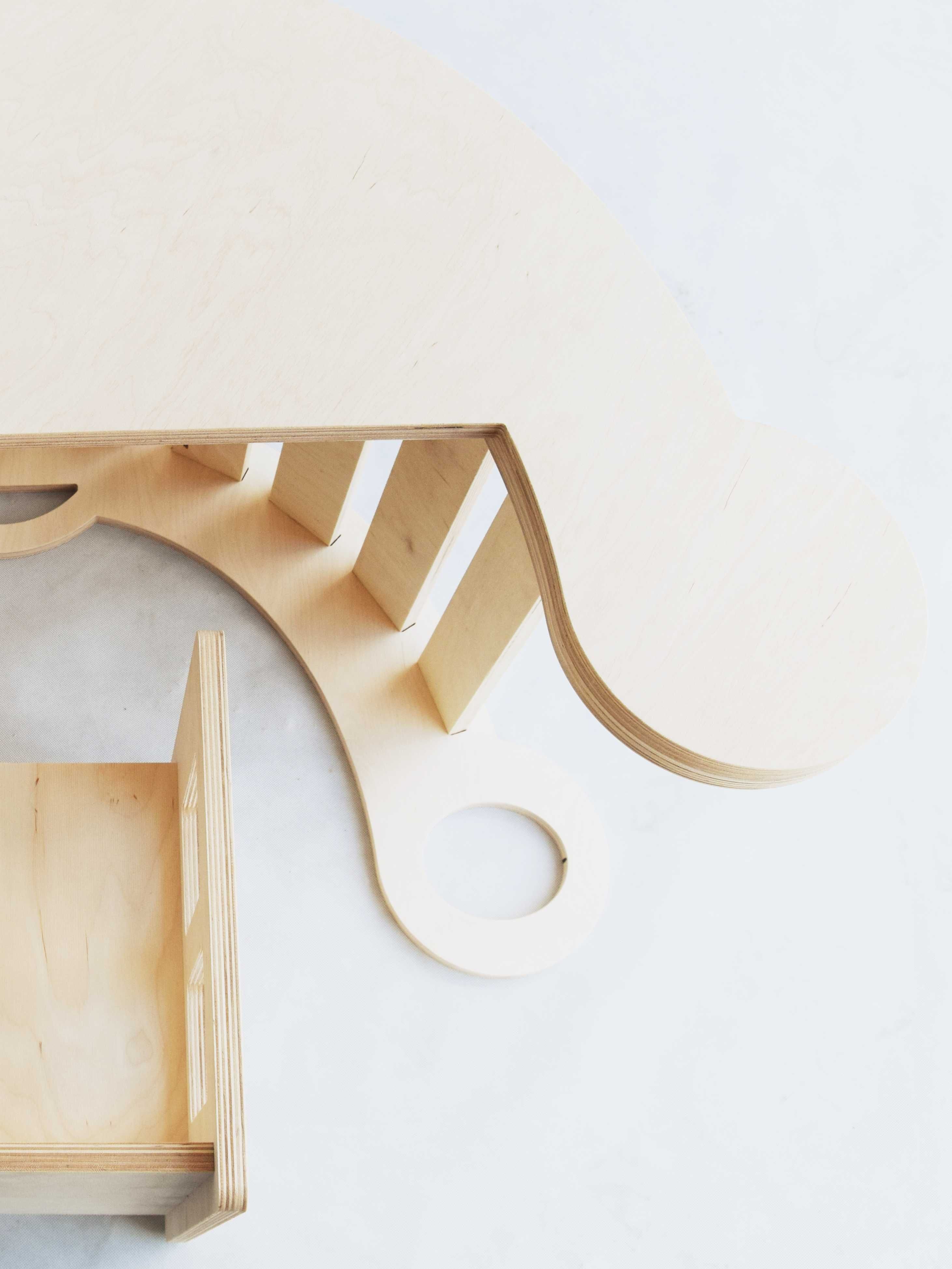 Zestaw bujak, stolik i krzesło. Montessori system. Eko produkt