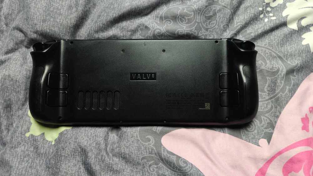 Konsola Steam Deck LCD 256GB SSD + 256 microSD Samsung + case