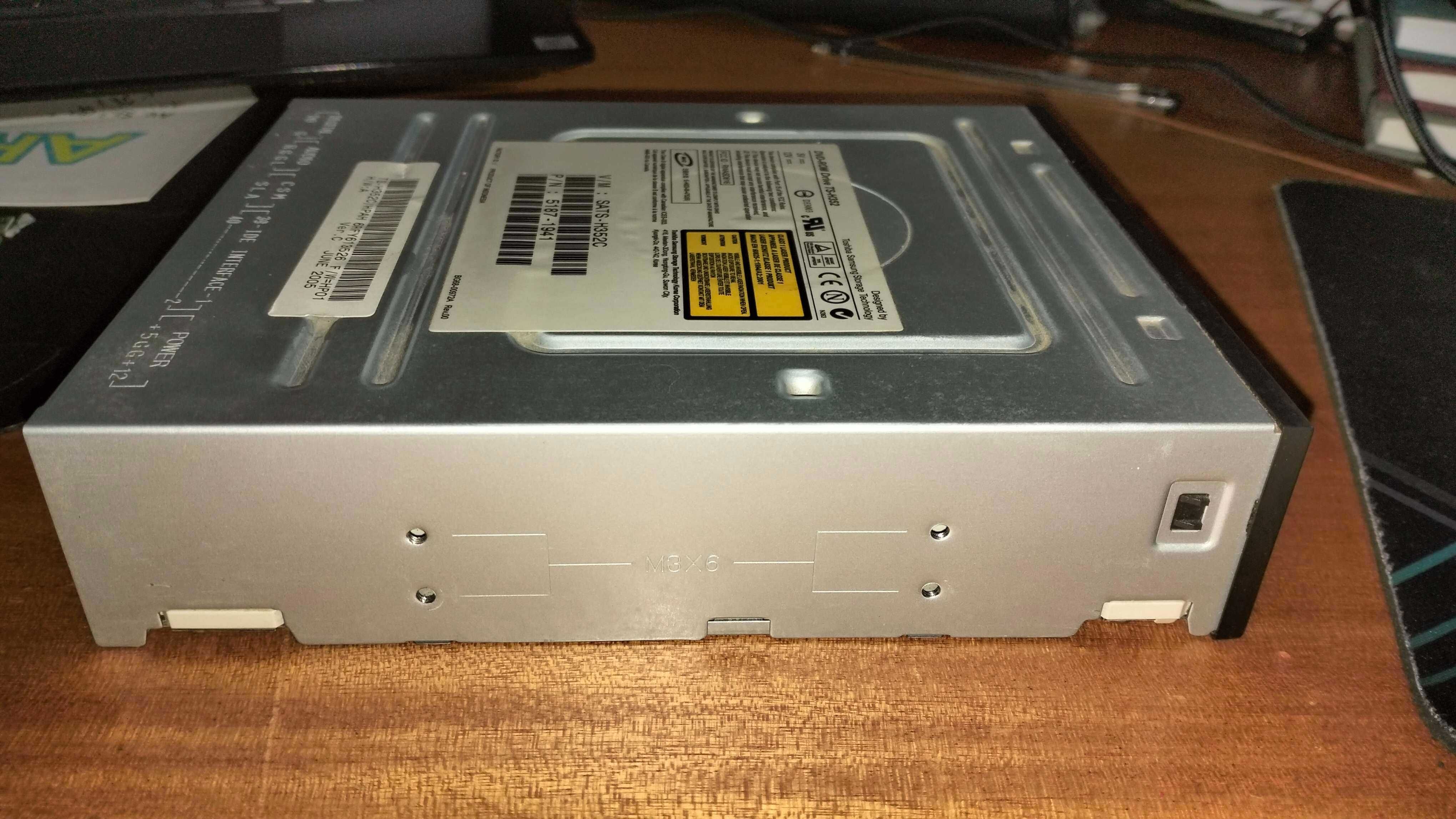 Toshiba Samsung DVD-ROM Drive TS-H352