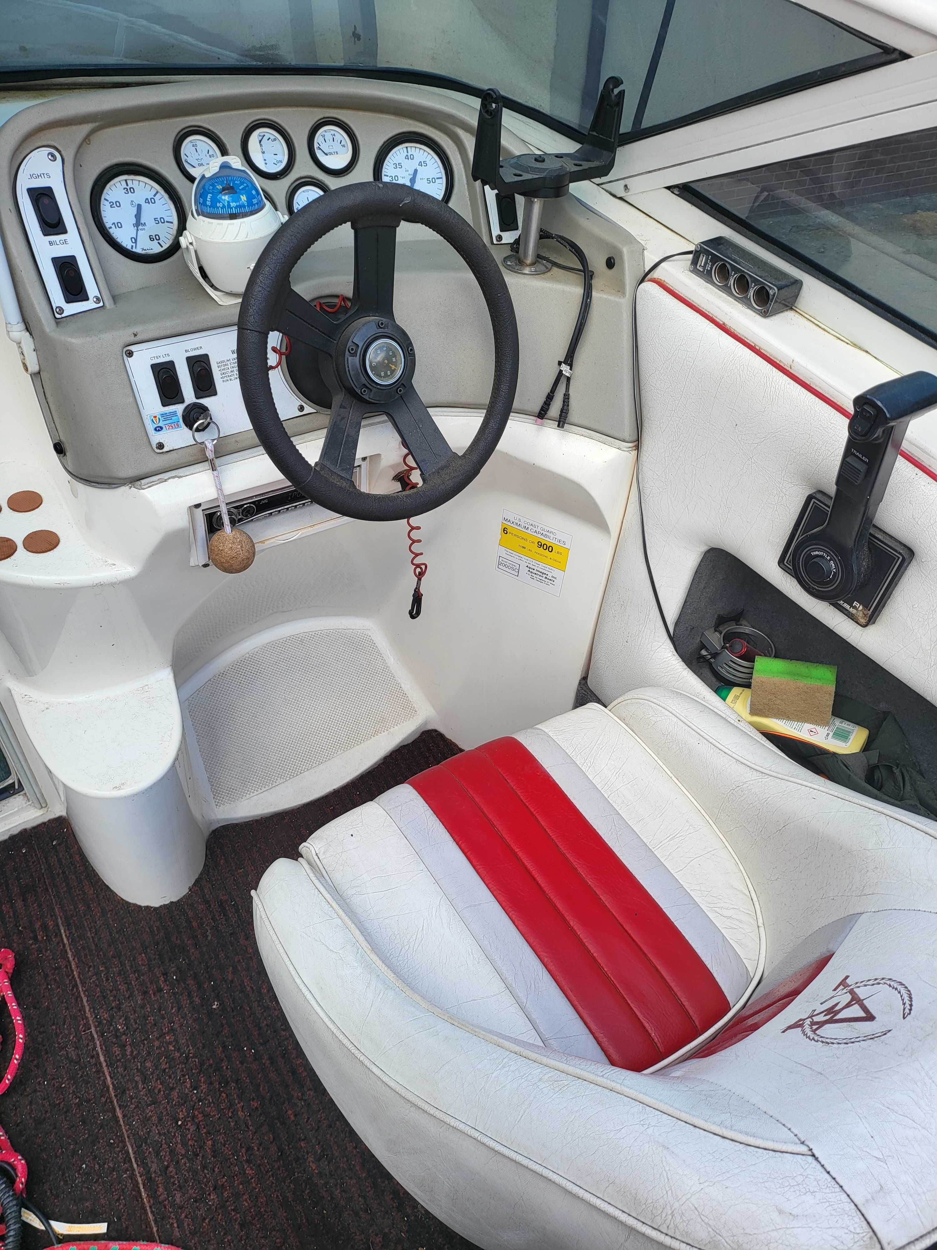 Aquatron 2000 SC łódż motorowa z przyczepą