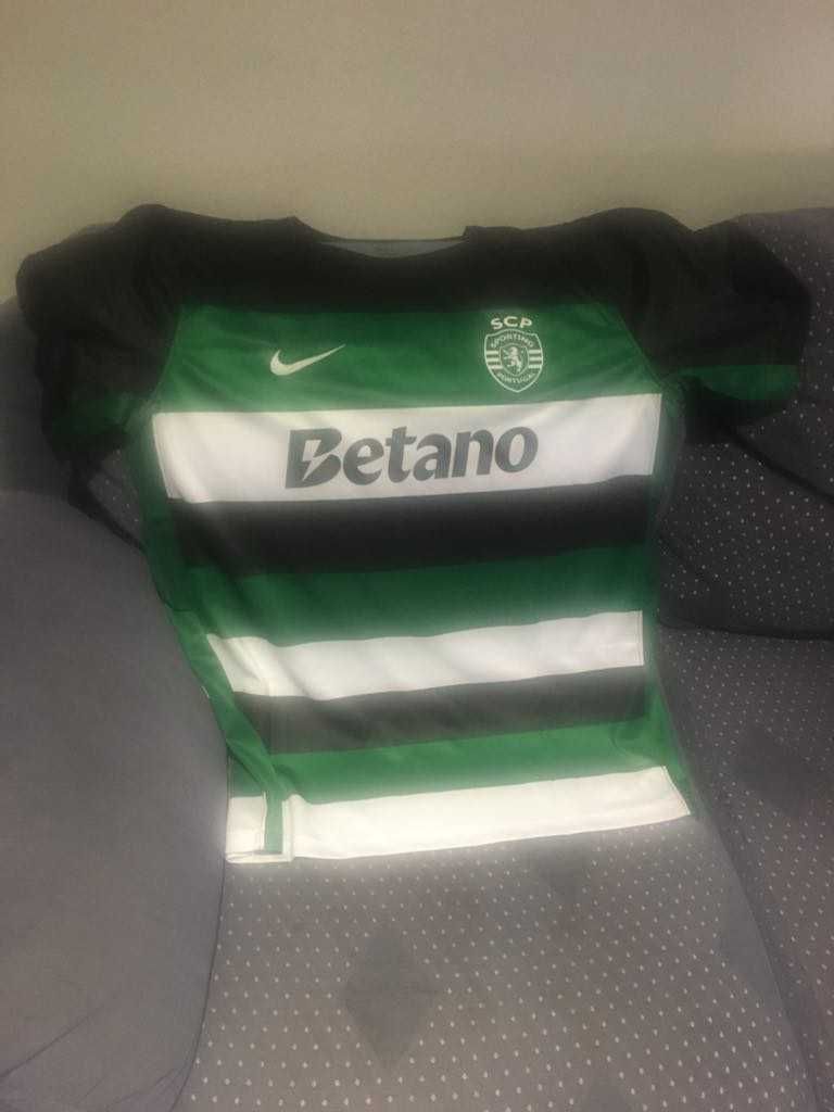 Vendo Tshirt Sporting