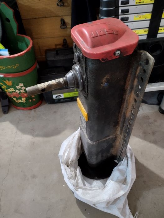 Лапа лапи прицепа jost