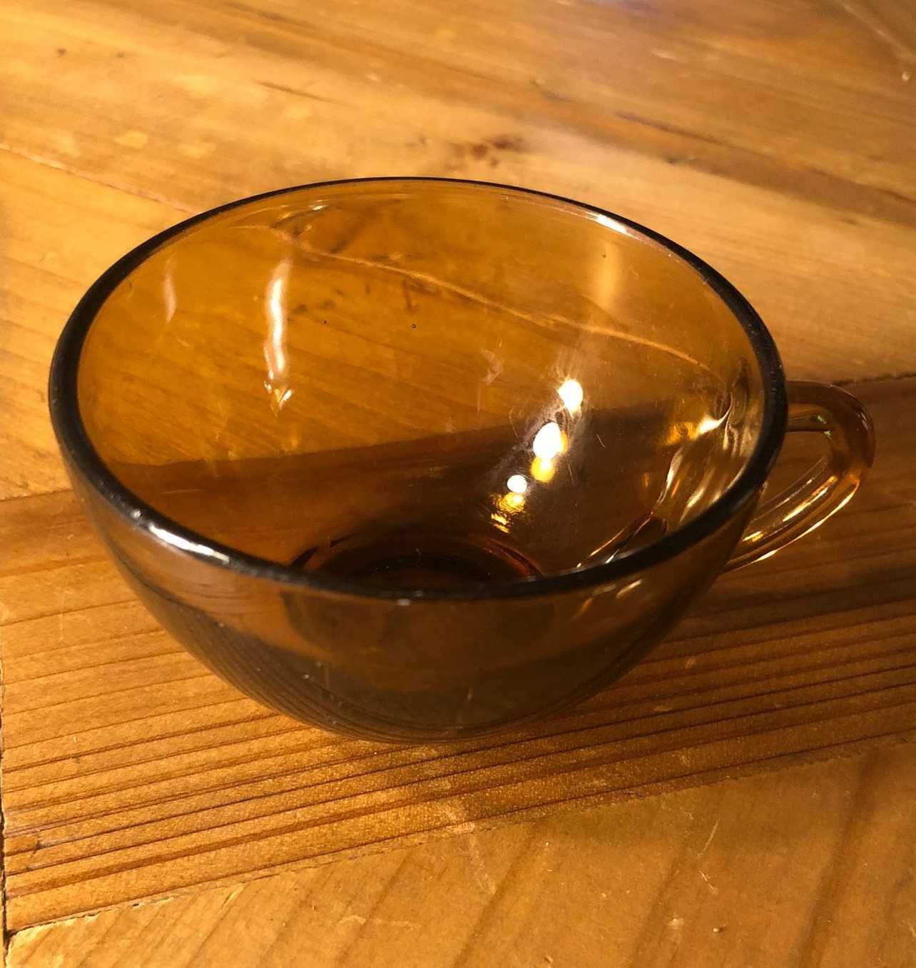 Chávena de Café em vidro castanho Arcopal França