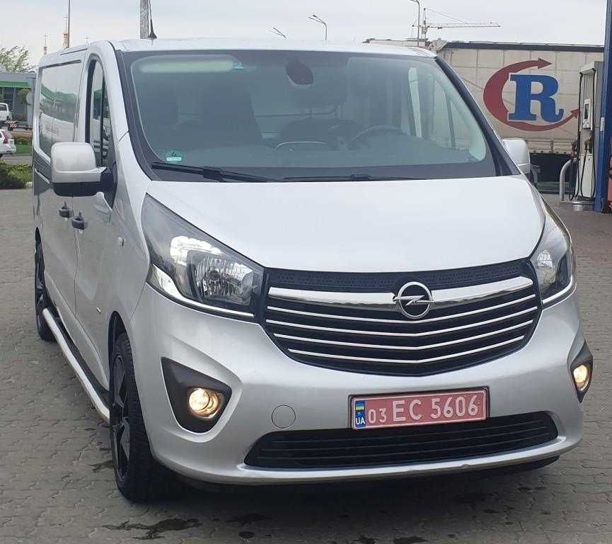 Opel Vivaro LONG