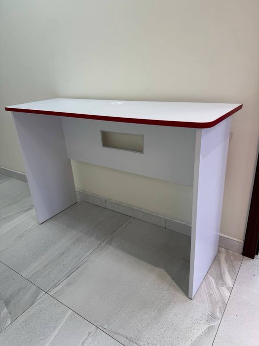 стіл і тумба в хорошому стані