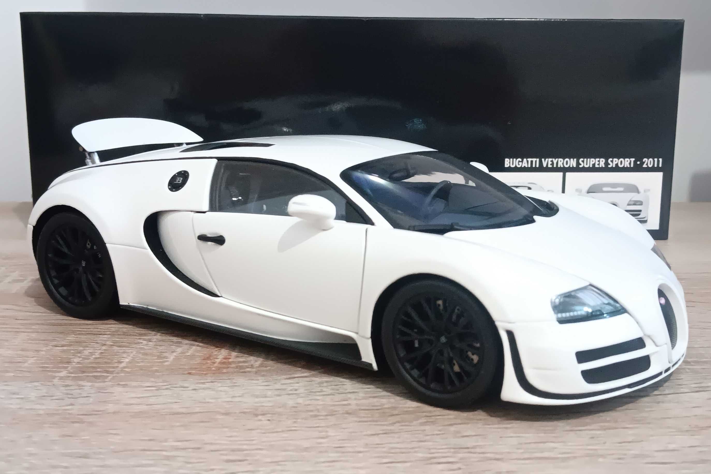 Miniatura Minichamps 1/18