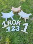 Stołeczek surowy i cyferki 123456