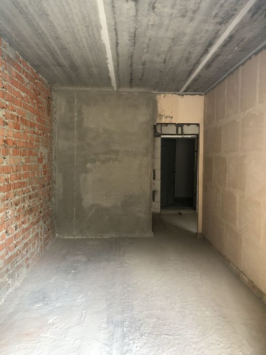 Продам 2х ком в ЖК» Счастливый в Днепре-2 , 44м.кв,право собственности