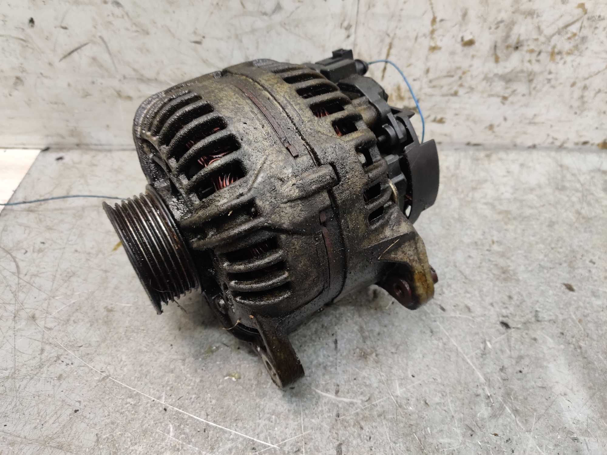 Audi A4 B6 A6 C5 1.8 T 2.4 3.0 V6 Alternator