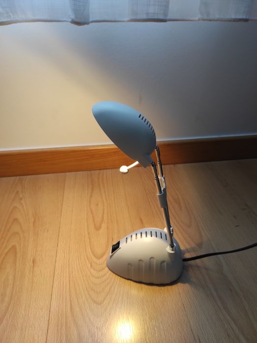 Candeeiro de escritório branco