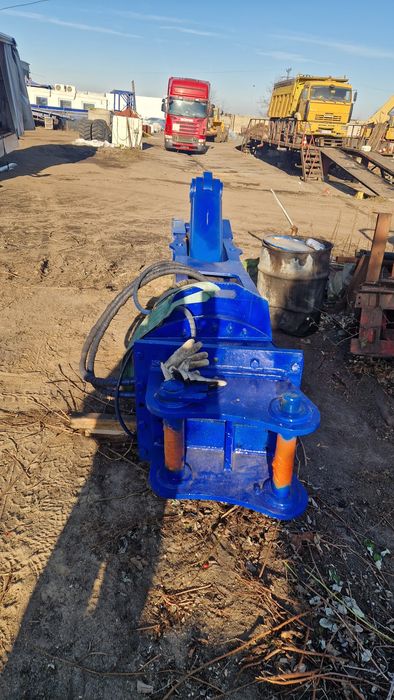 Nożyce hydrauliczne do złomu  koparki