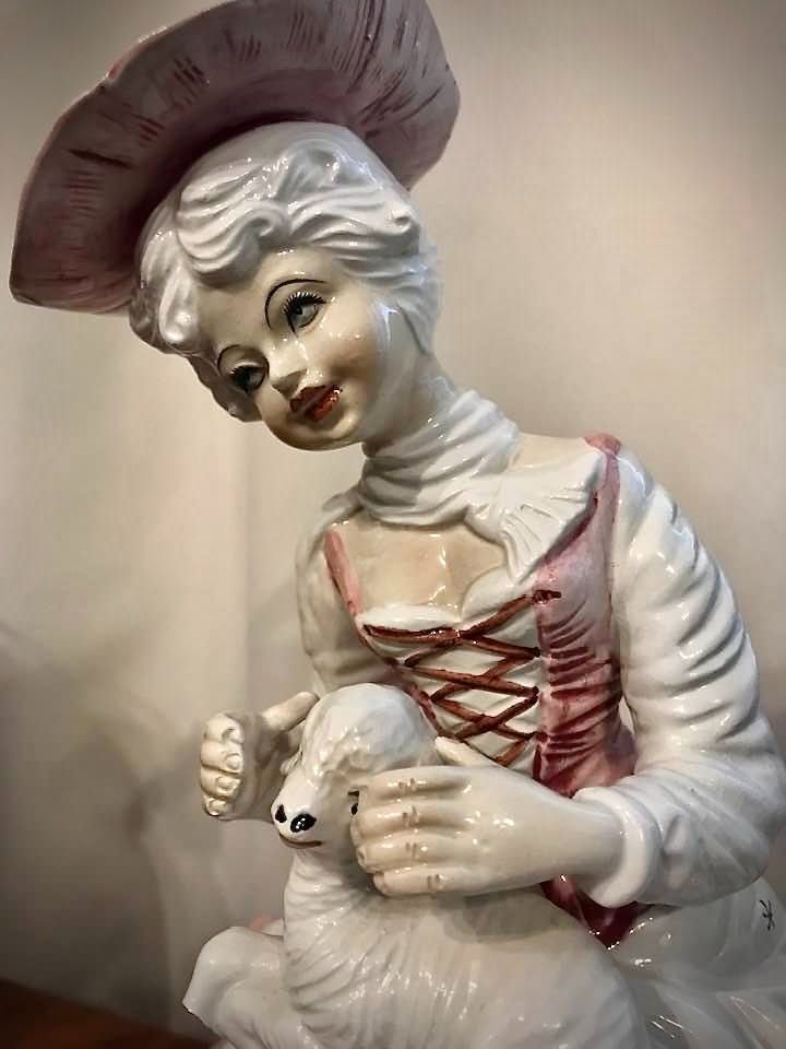 Figura porcelanowa Capodimonte, duża 30 cm, przepiękna