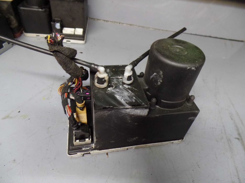 Paz5 Pompka centralnego zamka audi a4 b5 lift wysyłka części