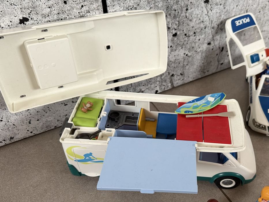 Playmobile kamper + policja
