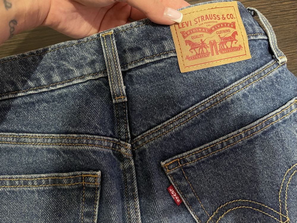 Спідниця   Levis