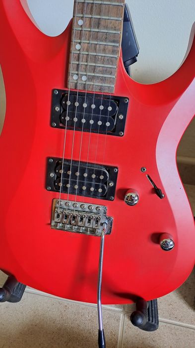 Guitarra eléctrica + amplificador