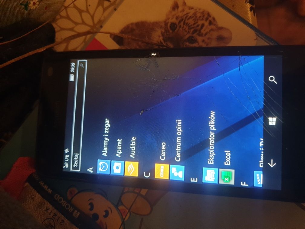 Nokia lumia 63  w pełni sprawna