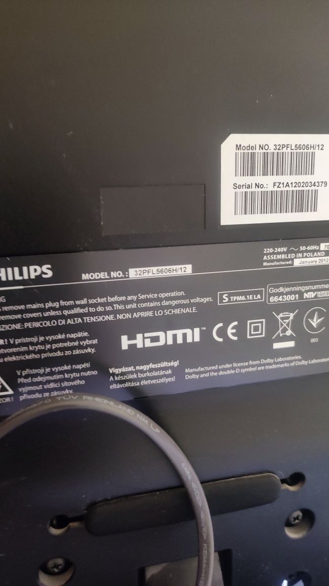 Sprzedaję telewizor Philips 32 Full HD.
