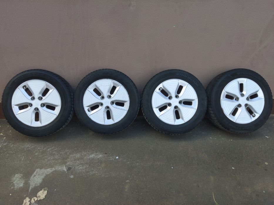 Kia Soul EV / Диски R16" + резина зима(оригинал)