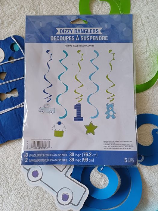 Dekoracja na 1 urodziny Dizzy danglers