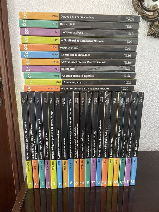 Coleção de 30 livros