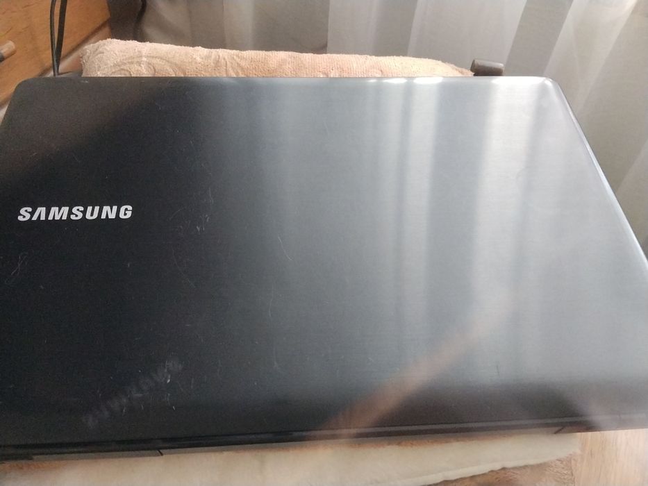 Laptop Samsung 17cali