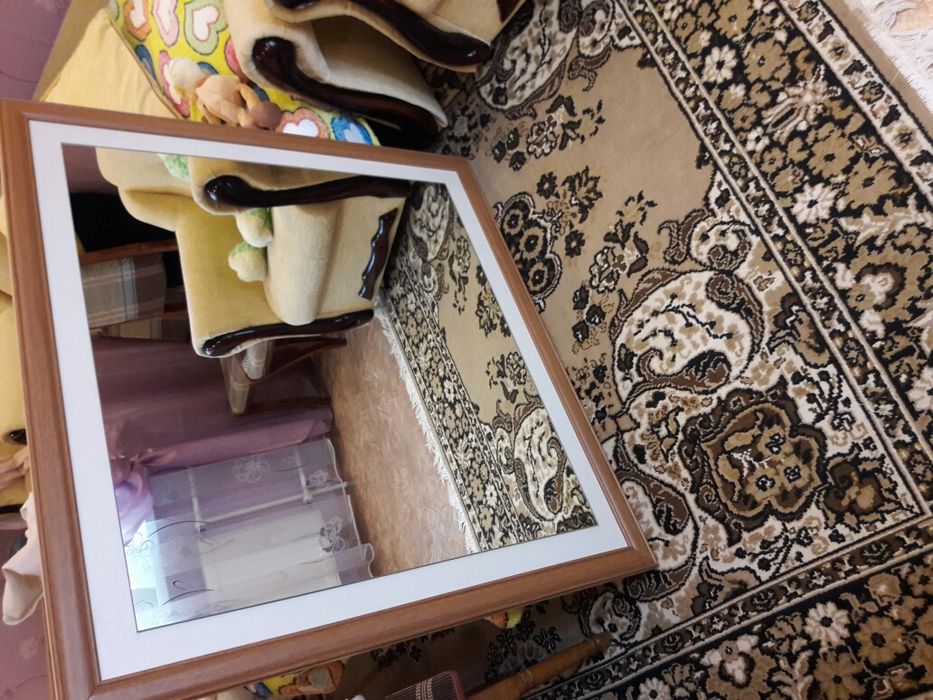 Нове дзеркало