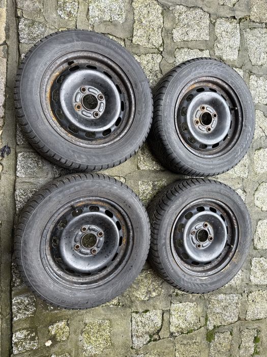 Felgi 4x108 r14 Ford Fiesta, Focus opony zimowe Nokian