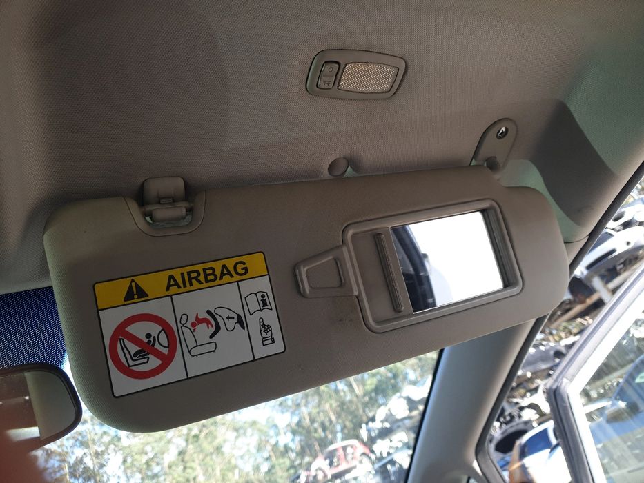 Pála de sol direita KIA Ceed (JD)