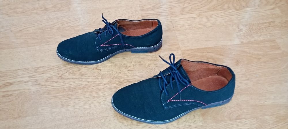 Buty chłopięce komunijne rozmiar 35