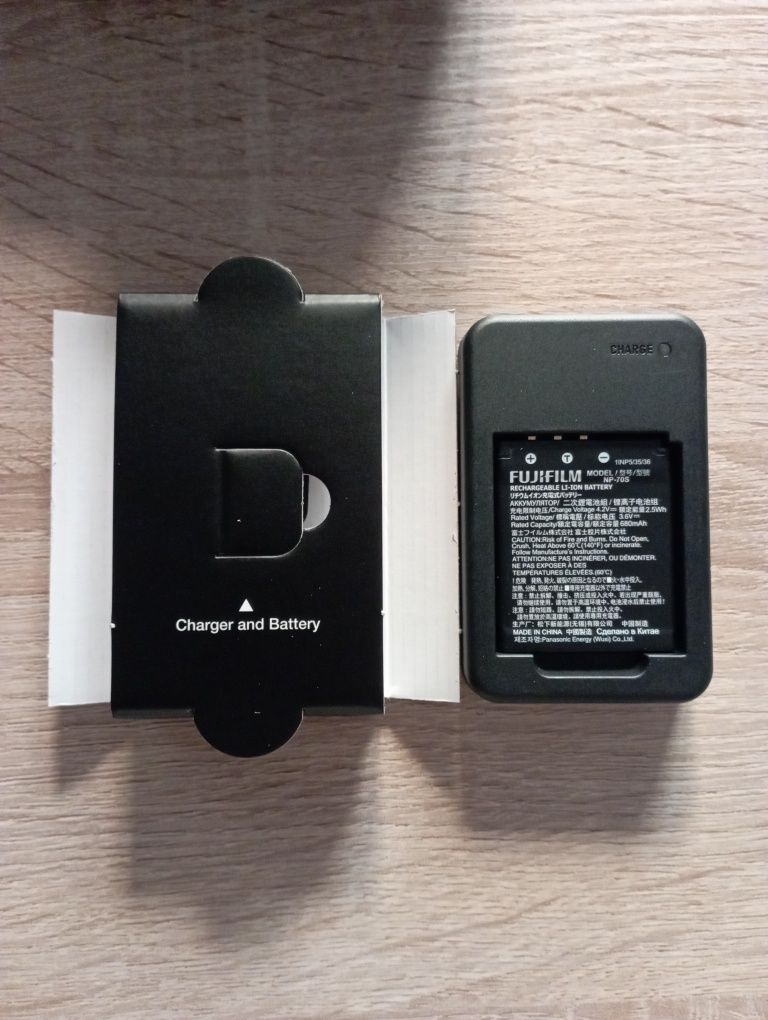 Fujifilm Instax Mini 99 - Preta