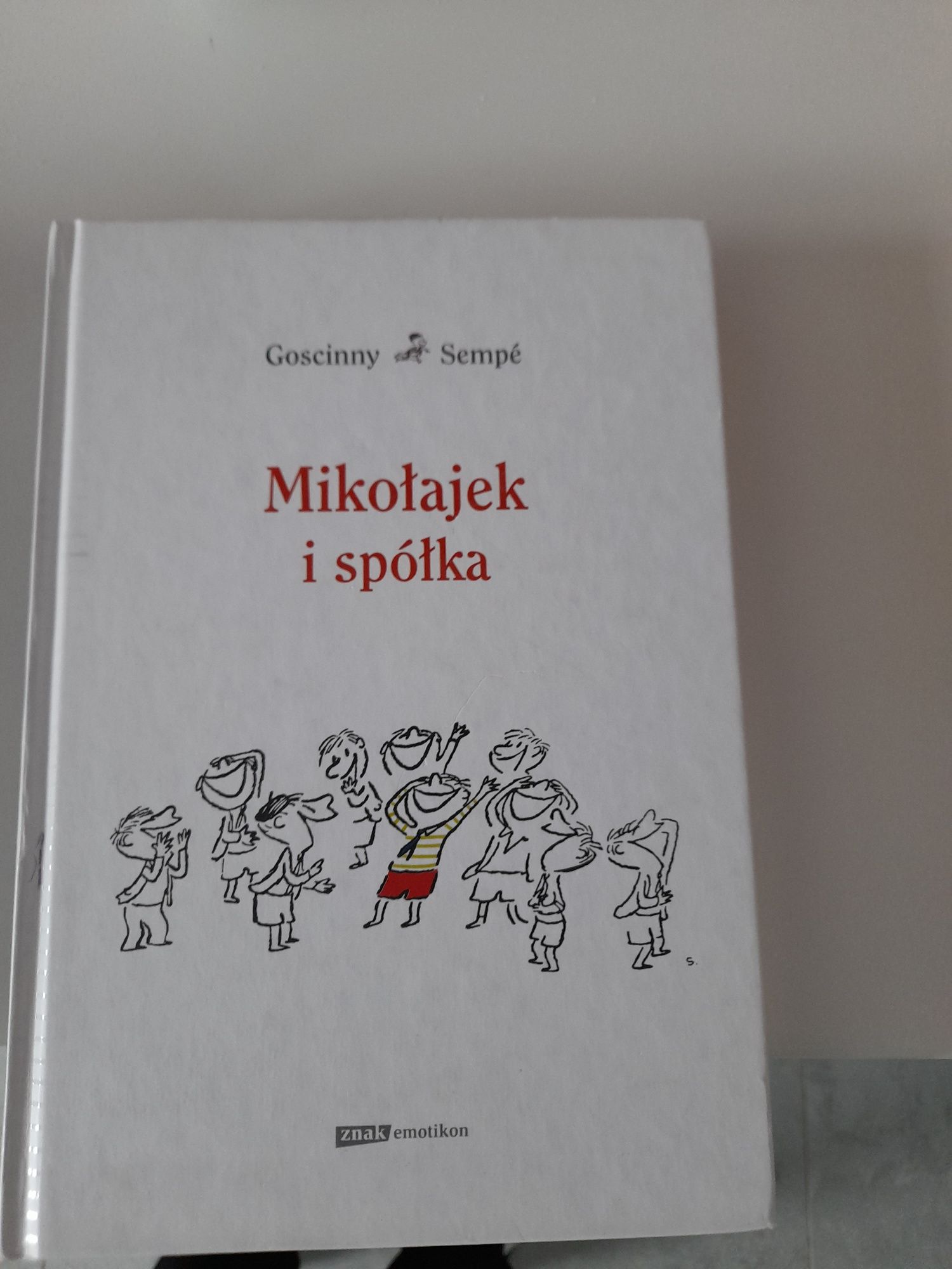 Książki "Mikołajek spolka" i "Nowe przygody Mikolajka"