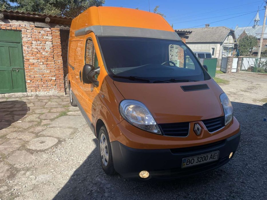 Renault Trafic 2010 long парус (без тех огляду)
