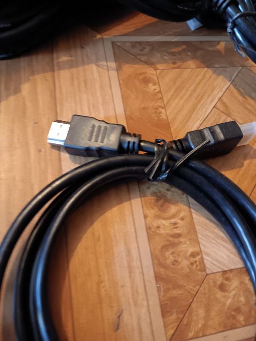 Kabel przewód HDMI ok 1.5 m 2.99 zł sztuka