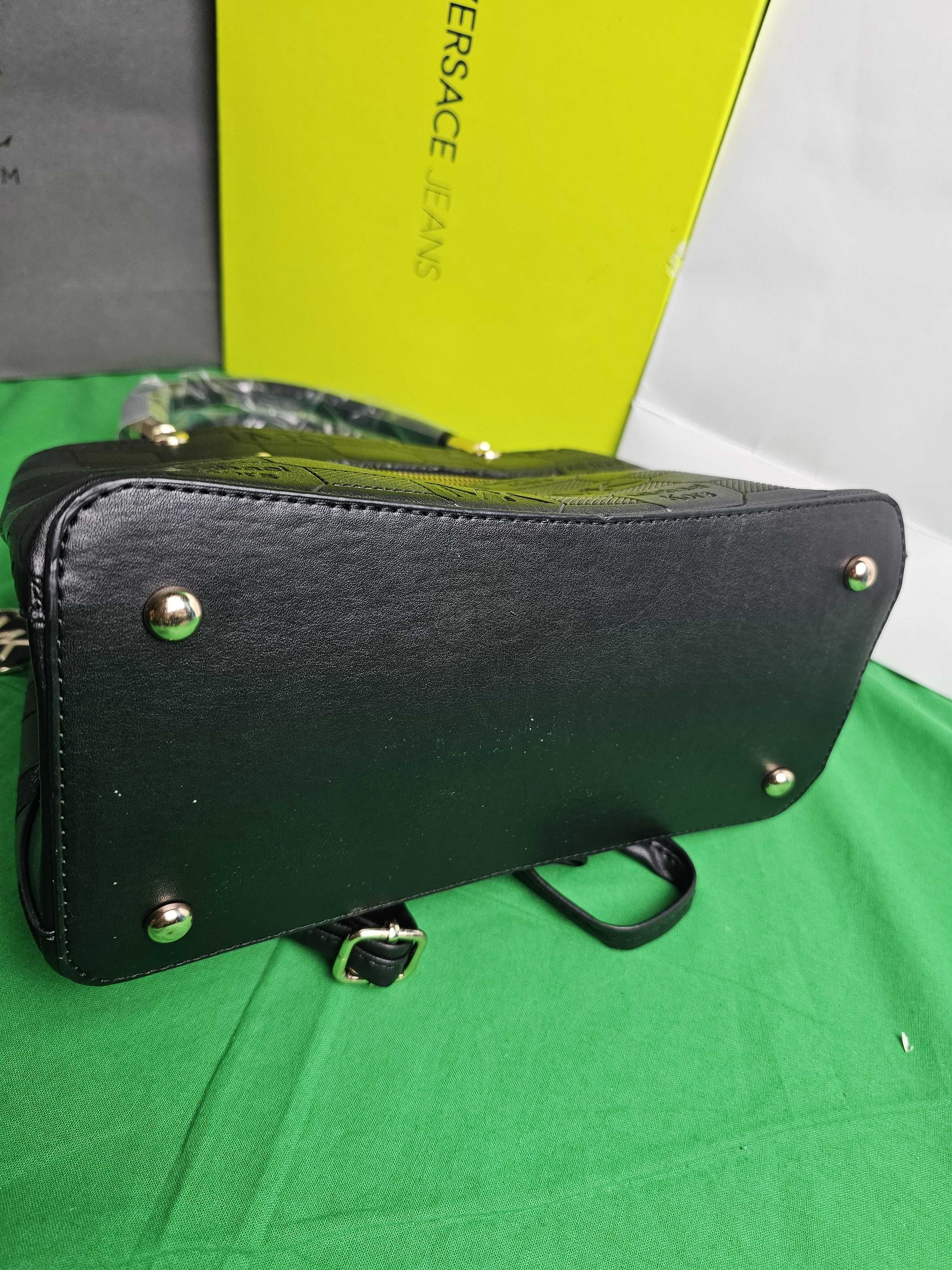 Torebka MK srednia Torba czarna Michael Kors z dlugimi raczkami pasek