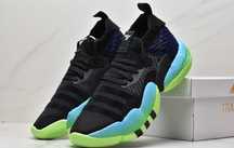 Adidas BOOST  05