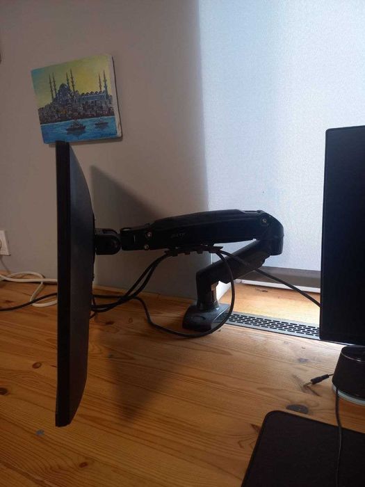 Монитор BENQ и кронштейн к нему