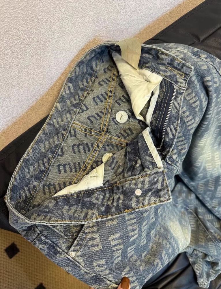 Джинсы женские Miu Miu