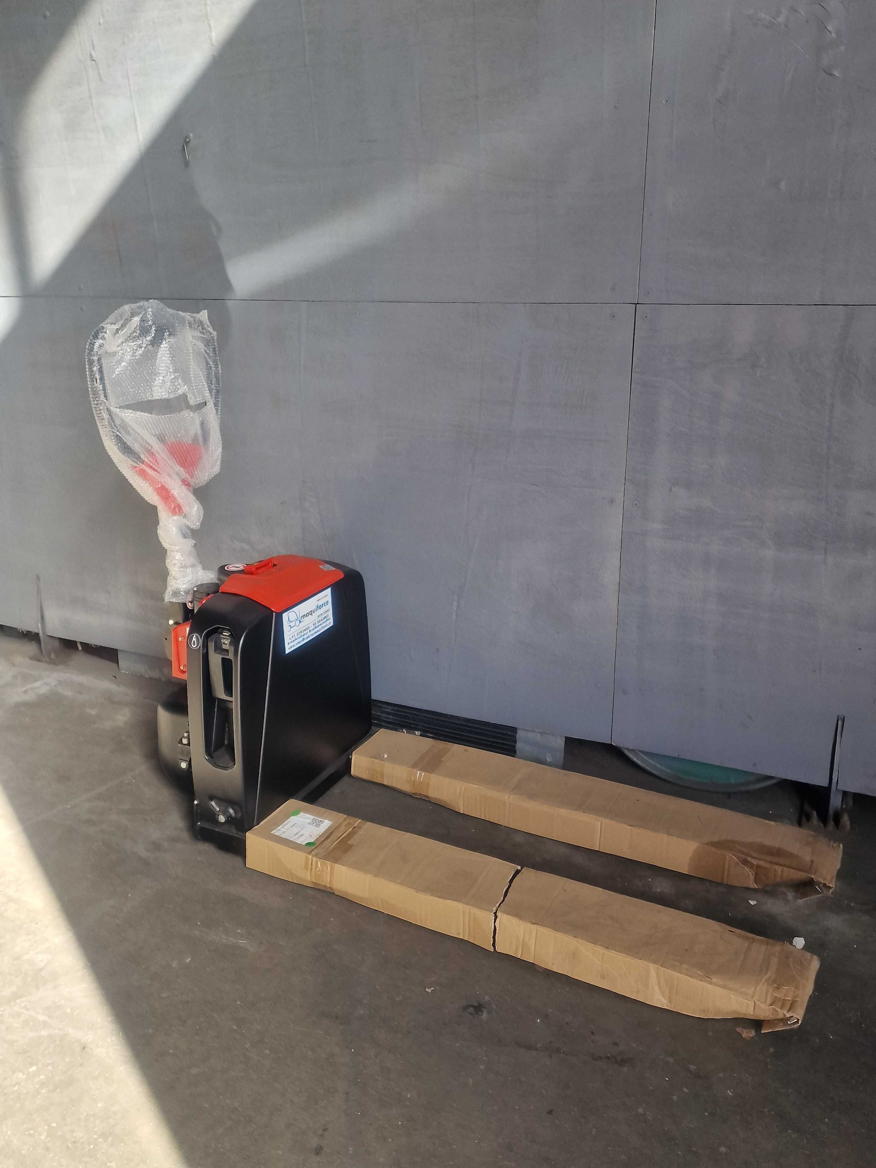 Porta paletes eletrico EP Novo