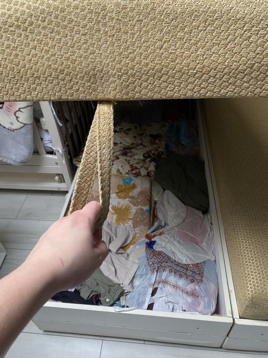 Двоспальне ліжко