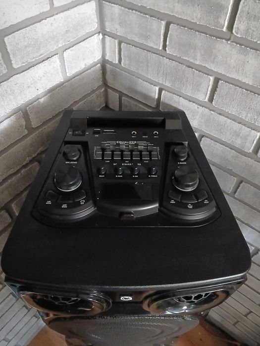 Sprzdam glosniki marki manta jak nowe