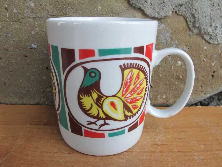 PRL - Piękny Porcelanowy ludowy kubek_ CHODZIEŻ