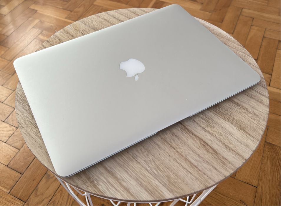 Niewiele używany mac book air