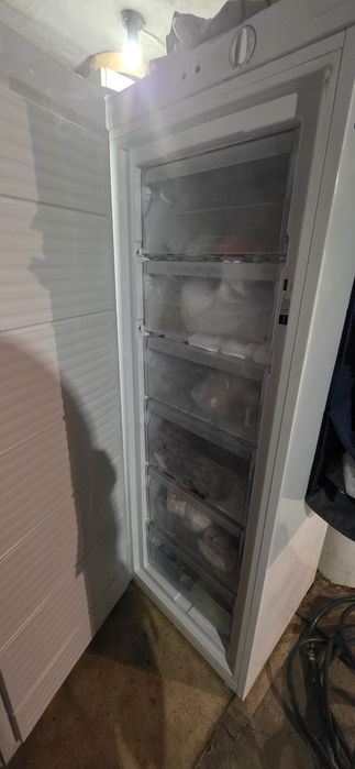 Холодильники робочі від власника побутові