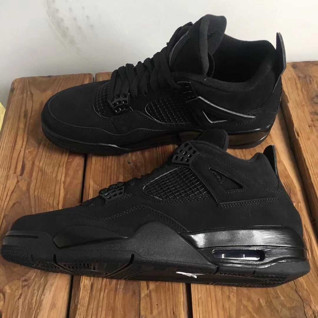 Buty damskie/MeskieJordan4RetroBlackCat nowy R.45